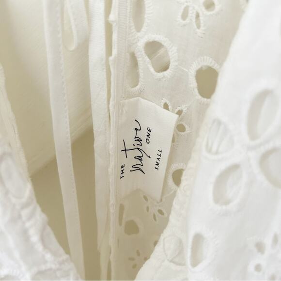 The Native One Women's White Plunging V-Neck Cotton Eyelet Mini Dress Size Small - Picture 2 of 5